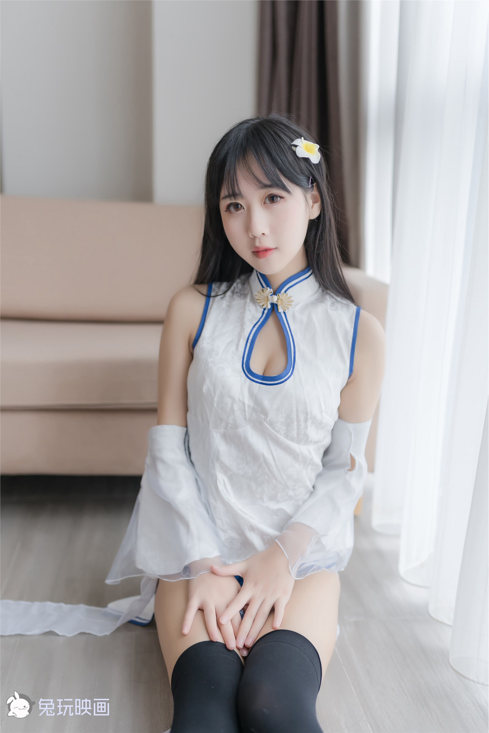 Rabbit Play Reflection VOL.046 White Qipao(26)